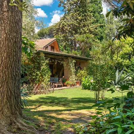 Appia Antica Cottage