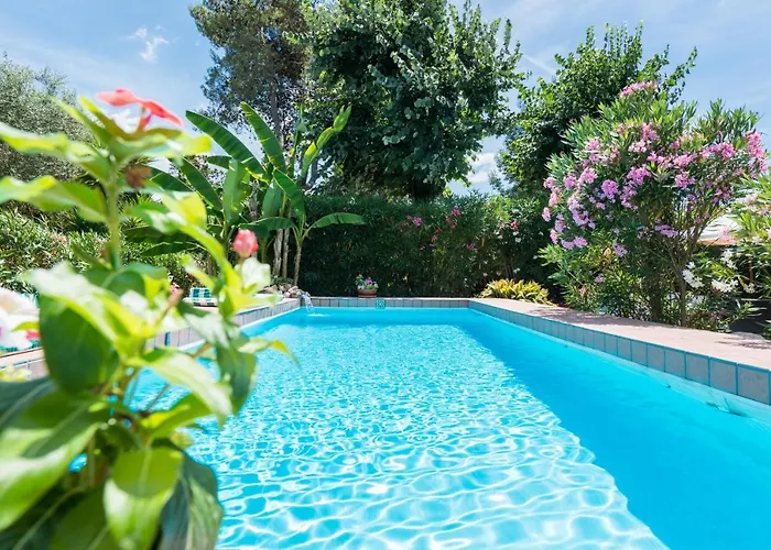 בית הארחה Appia Antica 4*