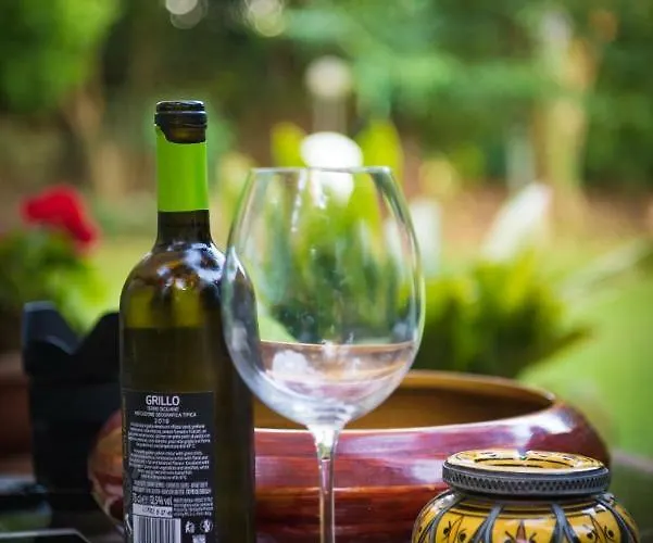Appia Antica 4* רומא